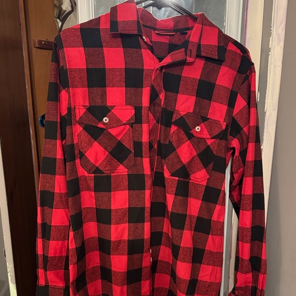 Red and Black Plaid Men's Shirt - Picture 1 of 1